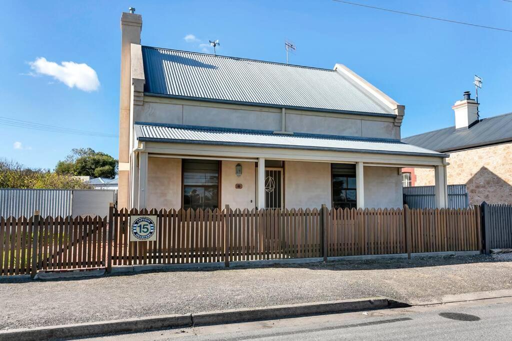 Holiday home Captains Quarters Goolwa