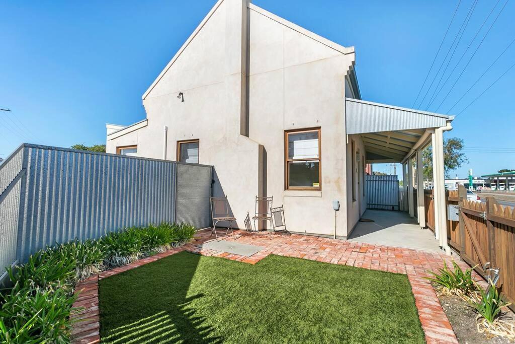 Captains Quarters Goolwa