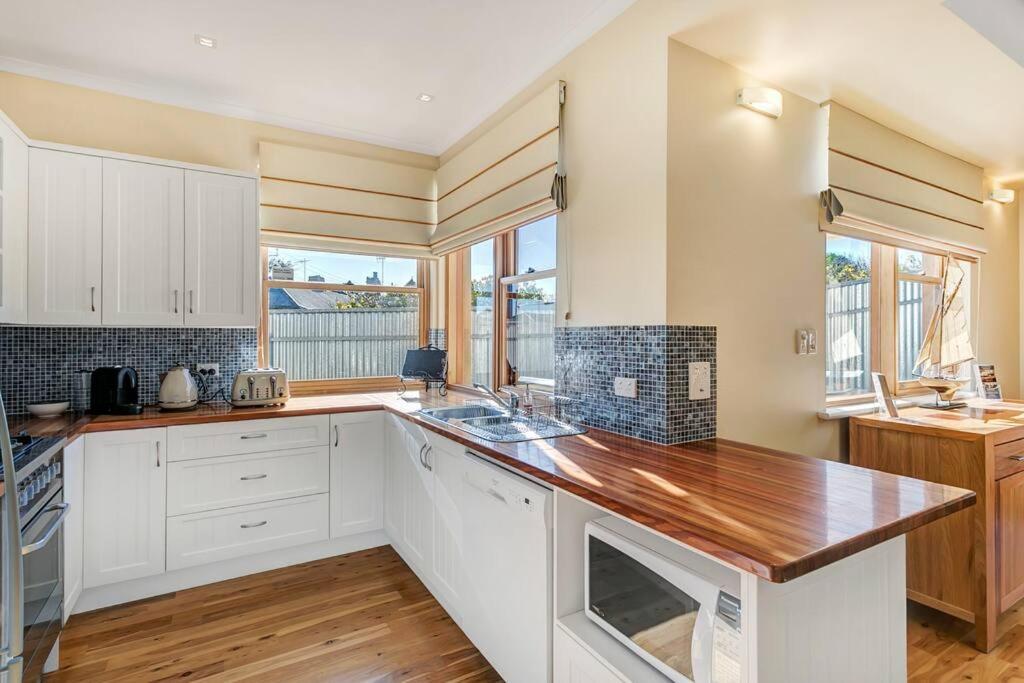 Captains Quarters Holiday home Goolwa