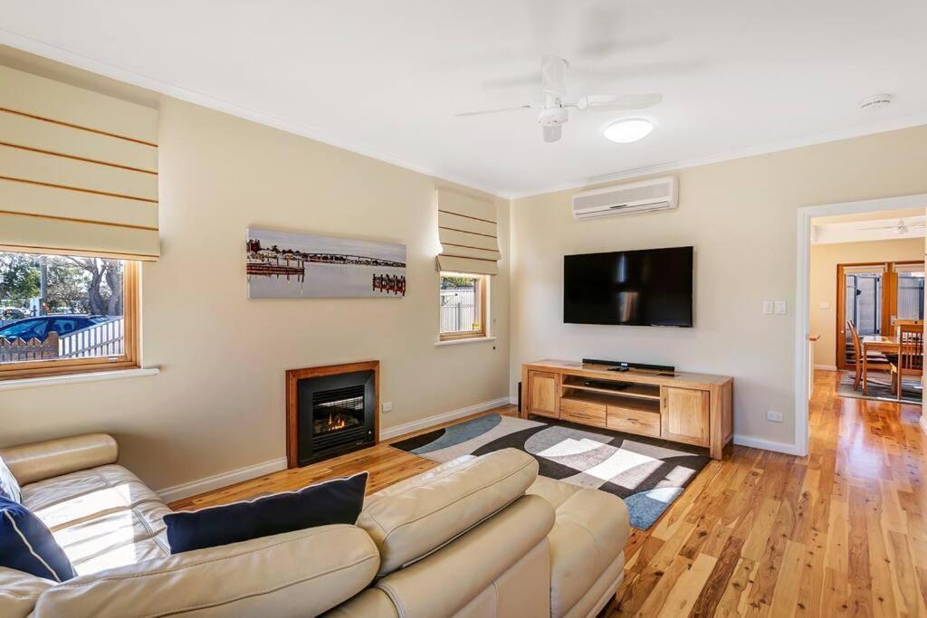Captains Quarters Goolwa